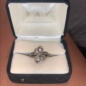 Kay heart ring